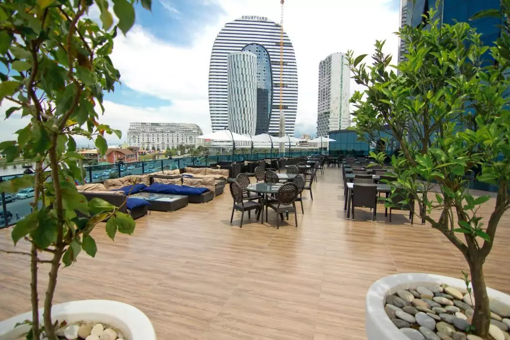 Sky Tower Hotel